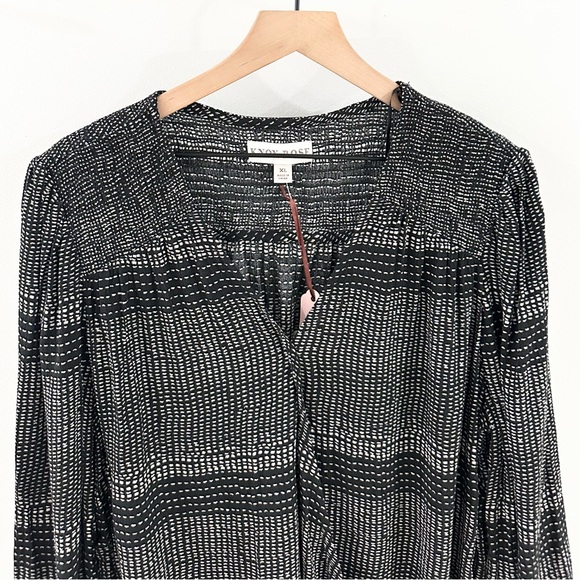 NWT Knox Rose Wrap Front Smocked Blouse Black Size XL - Picture 3 of 6